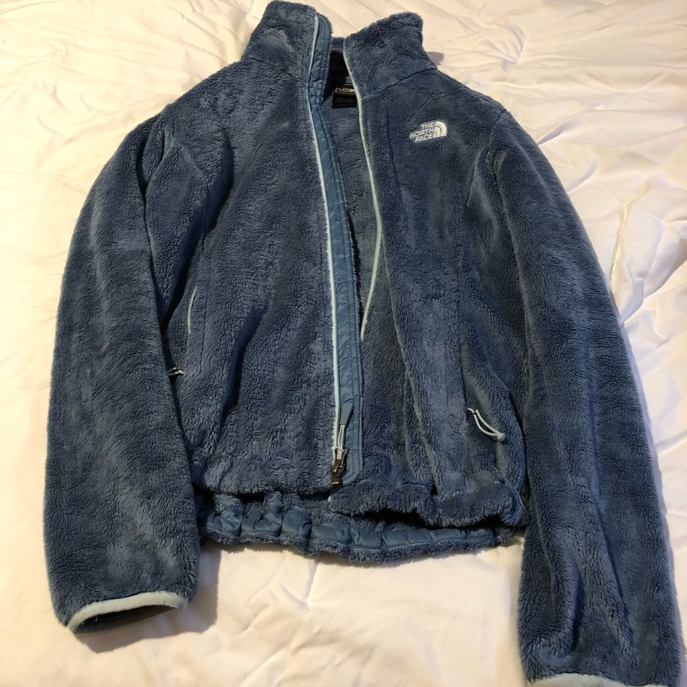 A women’s small north face jacket